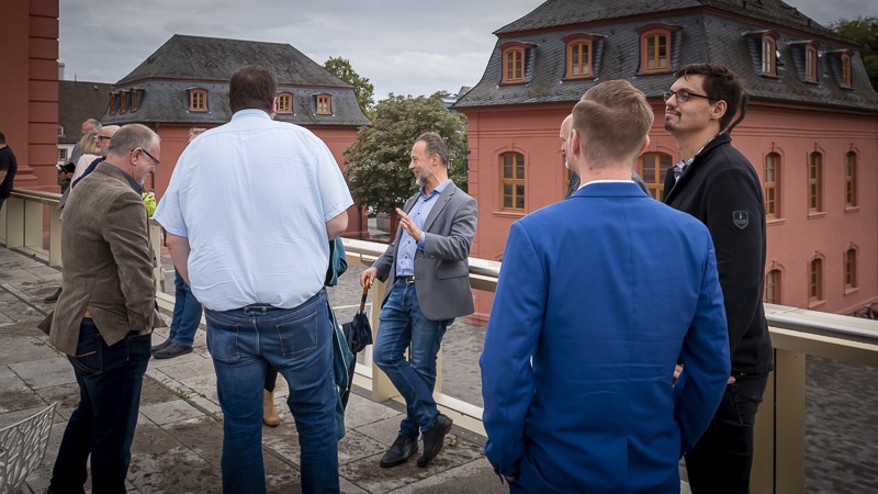 Jan Bollinger und seine Gäste auf der Dachterasse des Landtages in Mainz