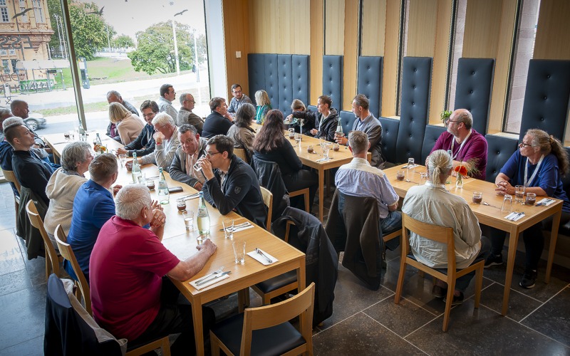 Jan Bollingers Gäste im "Esszimmer" des Landtages in Mainz